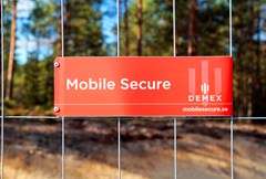 Signs & banners for temporary fences