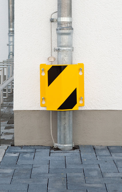 Garde-tuyau -Little Mountain- en acier, pour montage mural, galvanisé ou jaune/noir