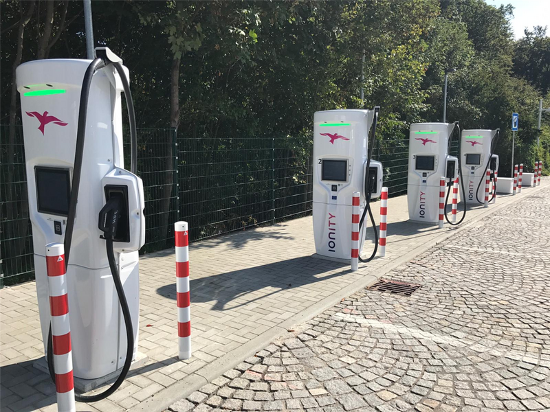 Bornes en acier fixes (Ø42-76mm)