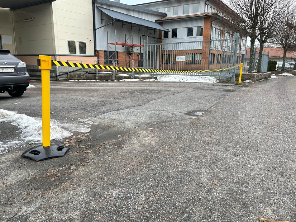 Poteau avec sangle FlexiBarrier -Outdoor 1050- (sangle 10,6 m)