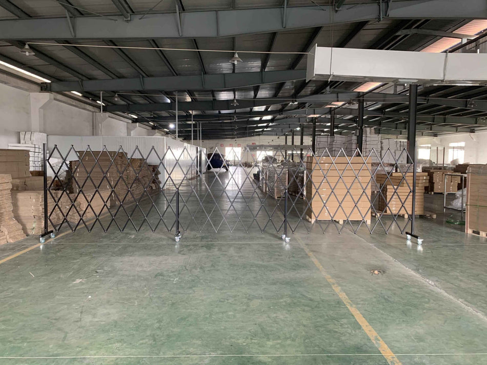 FlexiBarrier - Barrière extensible XXXL - sur roues (6,7 x 1,7 m)