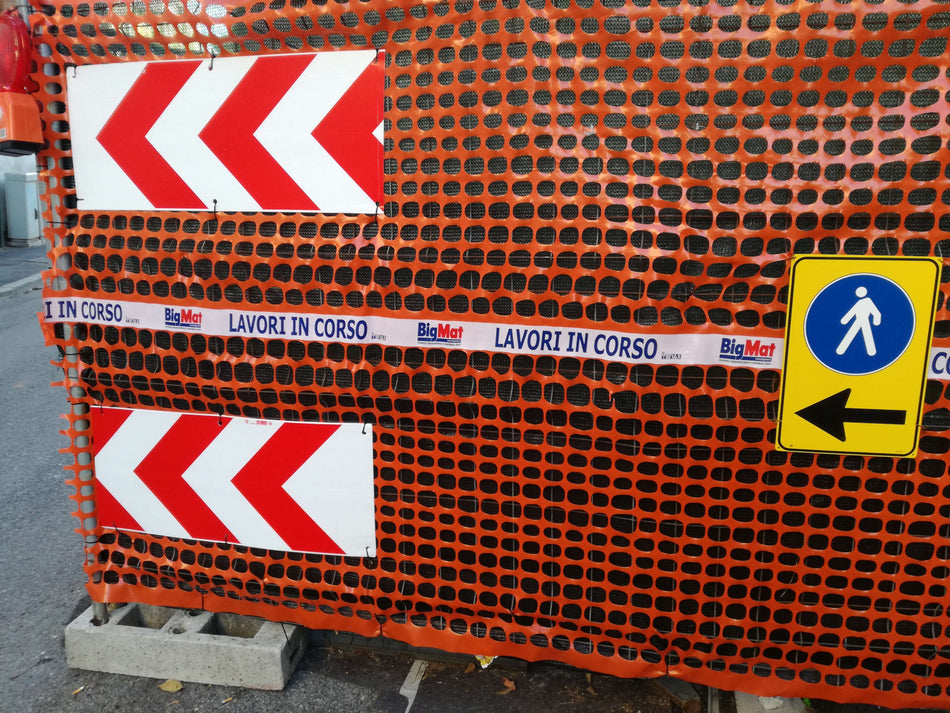 Clôture de sécurité maillée en Plastique Orange - PERSONNALISABLE - (Texte et Logo imprimés)