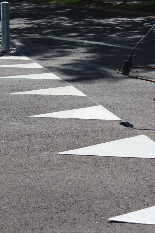 PREMARK® - Ligne de cédez-le-passage (Dent de requin) - Différentes tailles