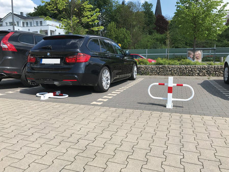 Passage and Car-park Barriers, Foldable