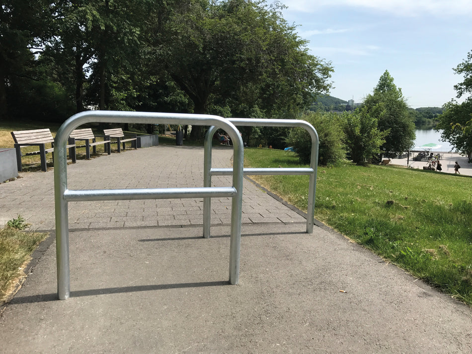 Hoops of steel tube Ø 60 mm, with crossbar